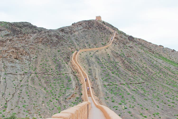 overhanging greatwall.jpg