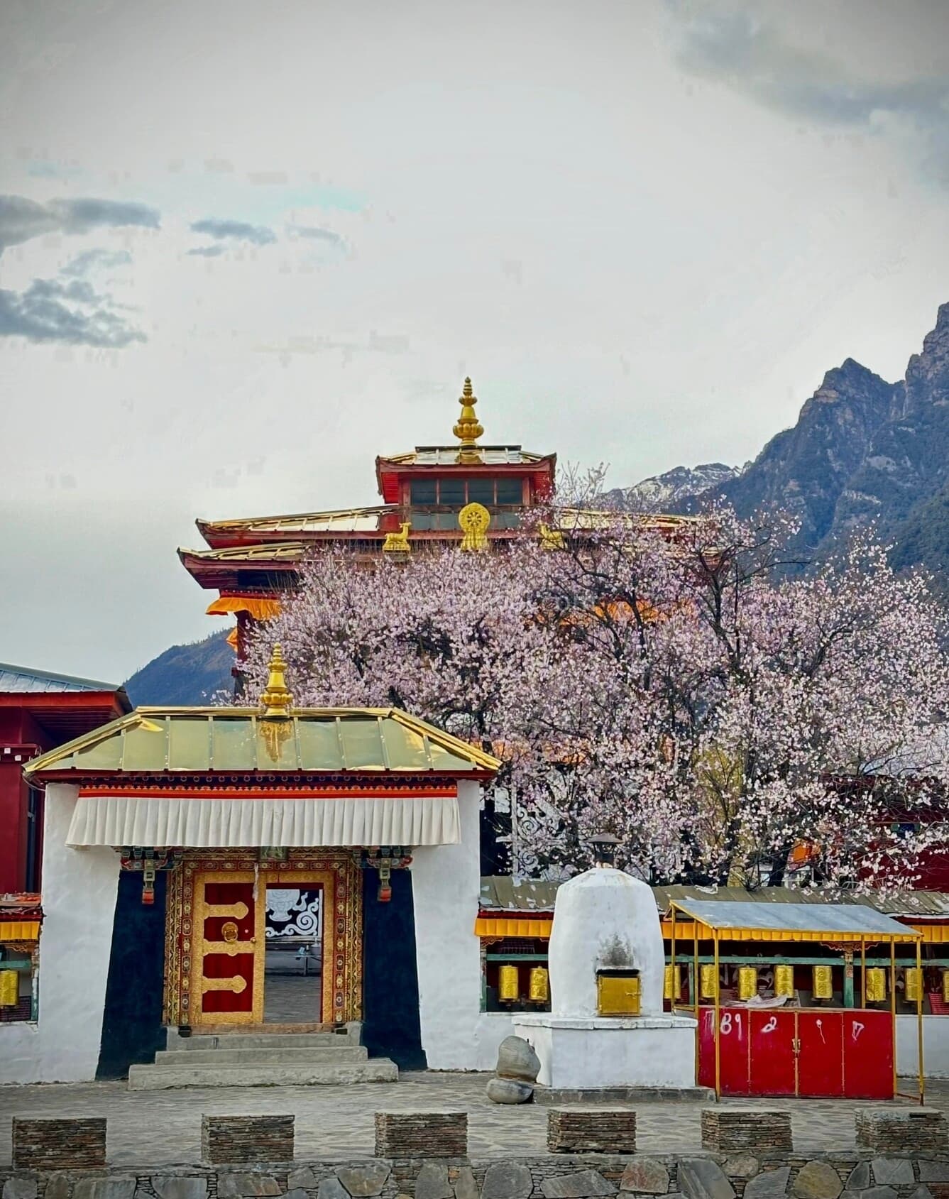 zutrul-monastery