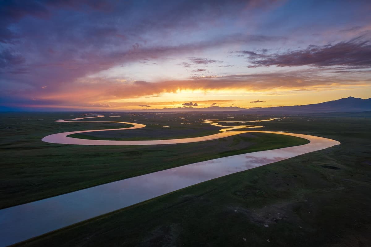 kaidu river.jpg