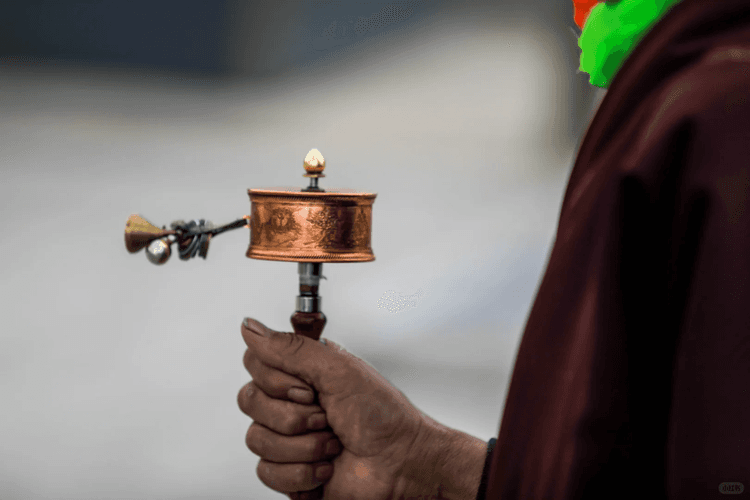 spin prayer wheel spin prayer wheel
