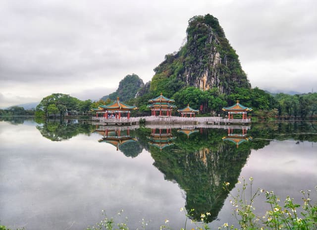 Star Lake Zhaoqing.jpg