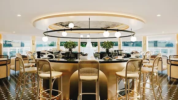 Yangtze-Explorer-Velvet-Lounge.jpg Yangtze-Explorer-Velvet-Lounge.jpg