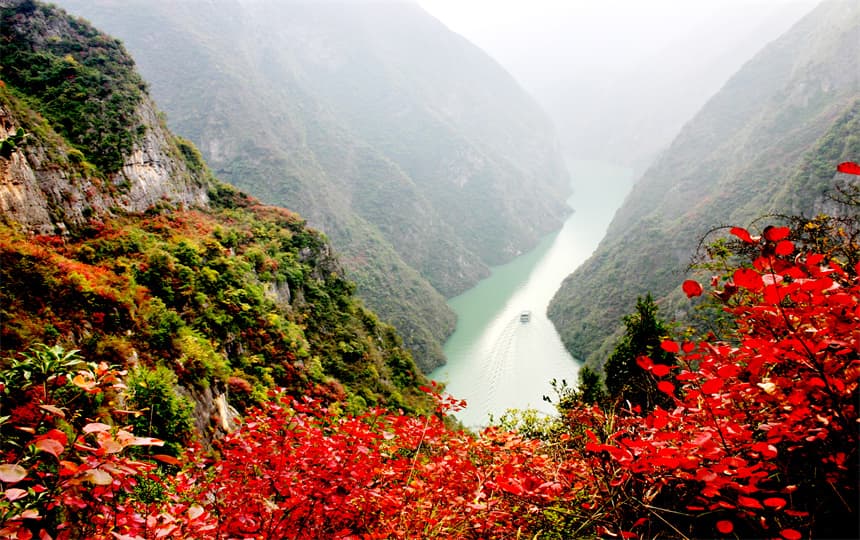 lesser three gorges 3.jpg lesser three gorges 3.jpg
