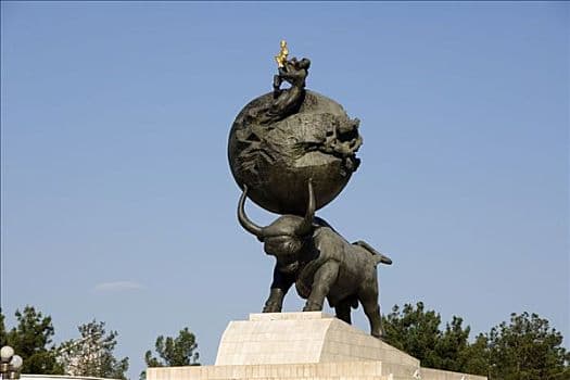 the Earthquake monuments in Turkmenistan-2.jpg the Earthquake monuments in Turkmenistan-2.jpg