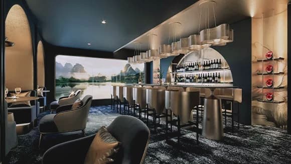 Yangtze-Explorer-Petrus-Restaurant.jpg Yangtze-Explorer-Petrus-Restaurant.jpg