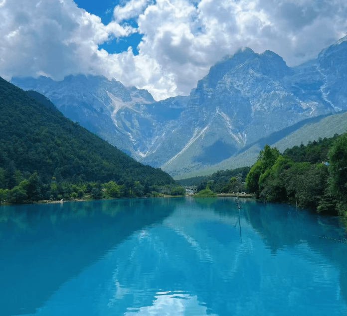 The Jade Dragon Snow Mountain2.png