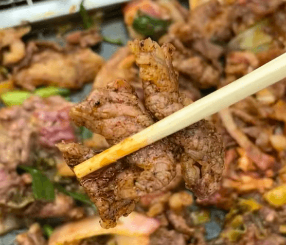 yunnan sizzling beef 2.png