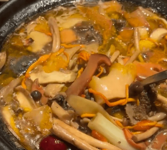 yunnan mushroom hot pot 2.png