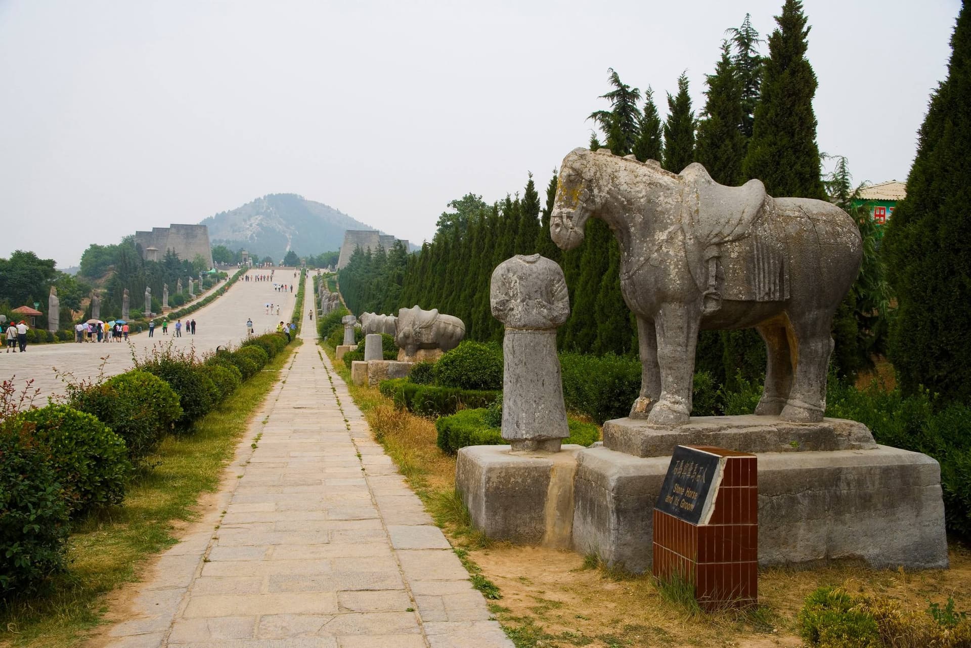 qianling-tomb-2