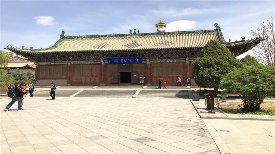 grand-buddha-temple