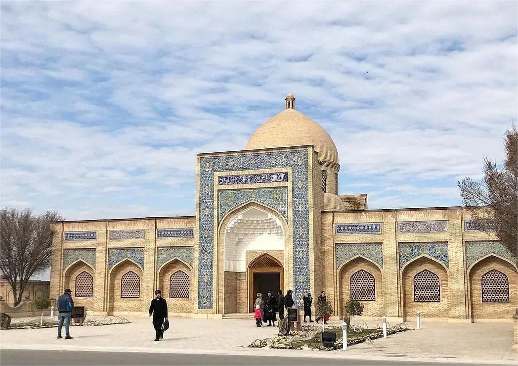 bahauddin-naqshbandi-complex