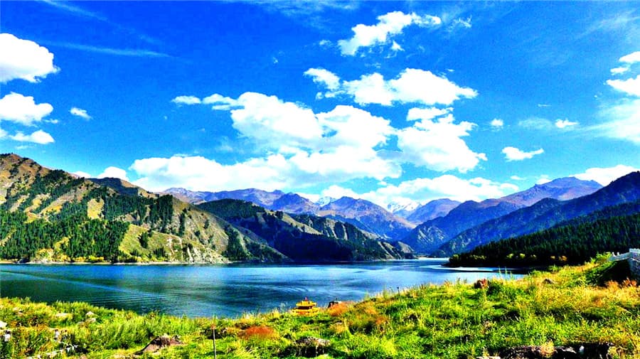 heavenly-lake-02