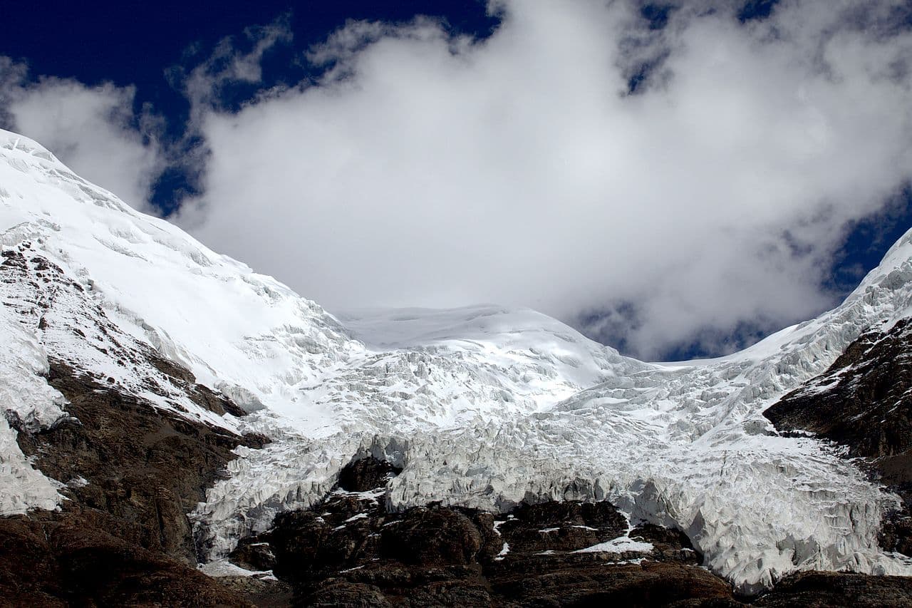 karola-glacier karola-glacier