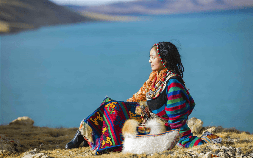 ethnic-minorities-and-customs-in-qinghai