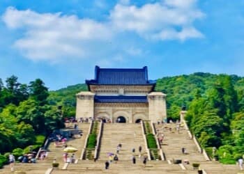 sun-yat-sen-mausoleum