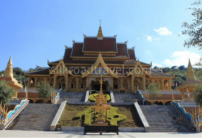 mengle-great-buddhist-monastery