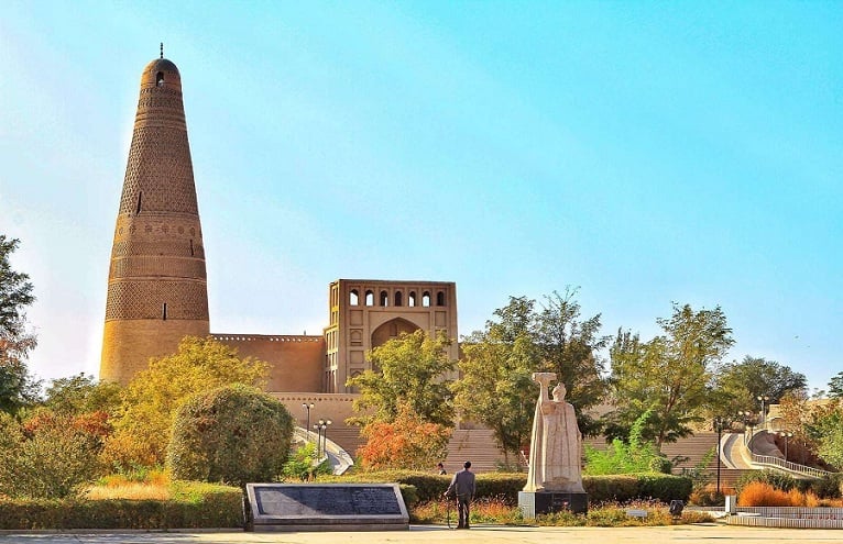 turpan-sugong-minaret