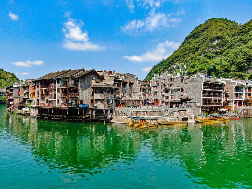 zhenyuan-ancient-town-2