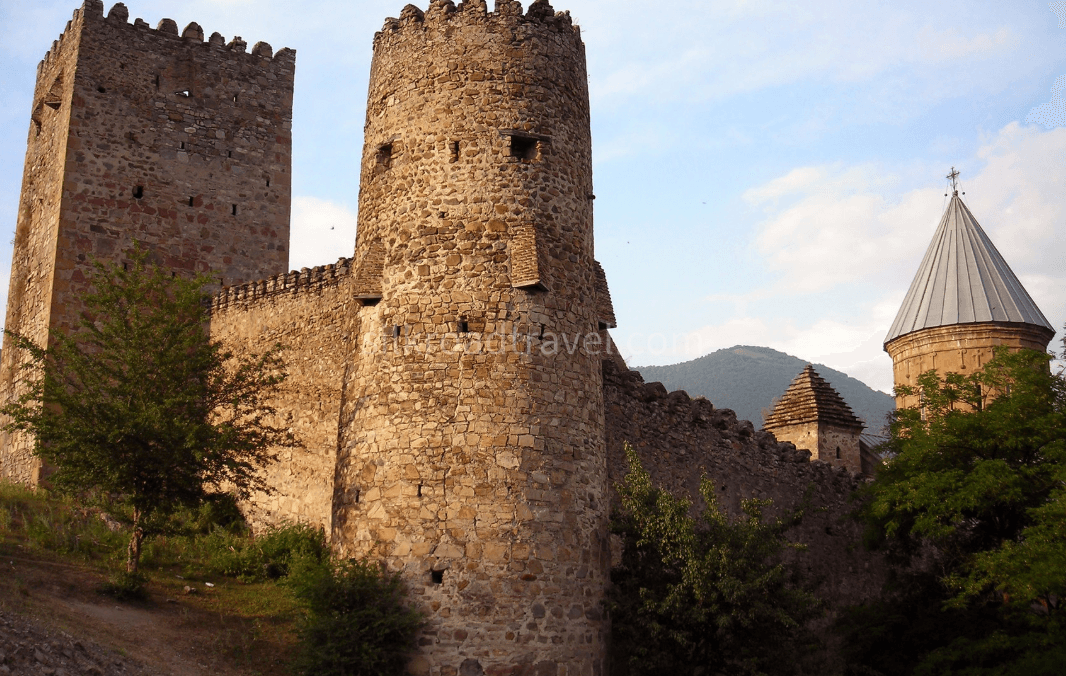 ananuri-castle-1