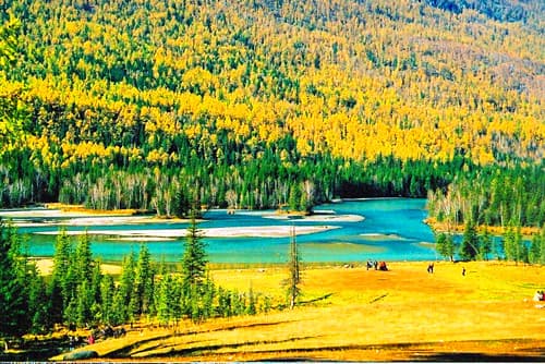 kanas lake.jpg kanas lake.jpg