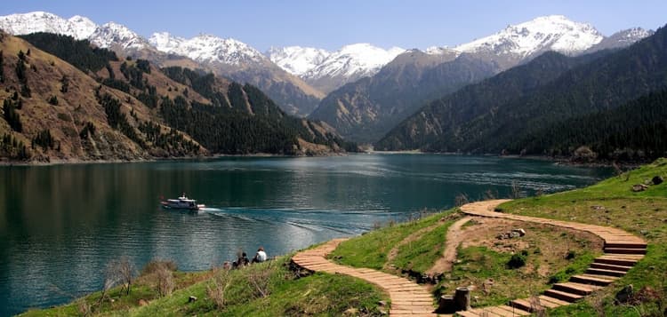 Xinjiang.jpg Xinjiang.jpg