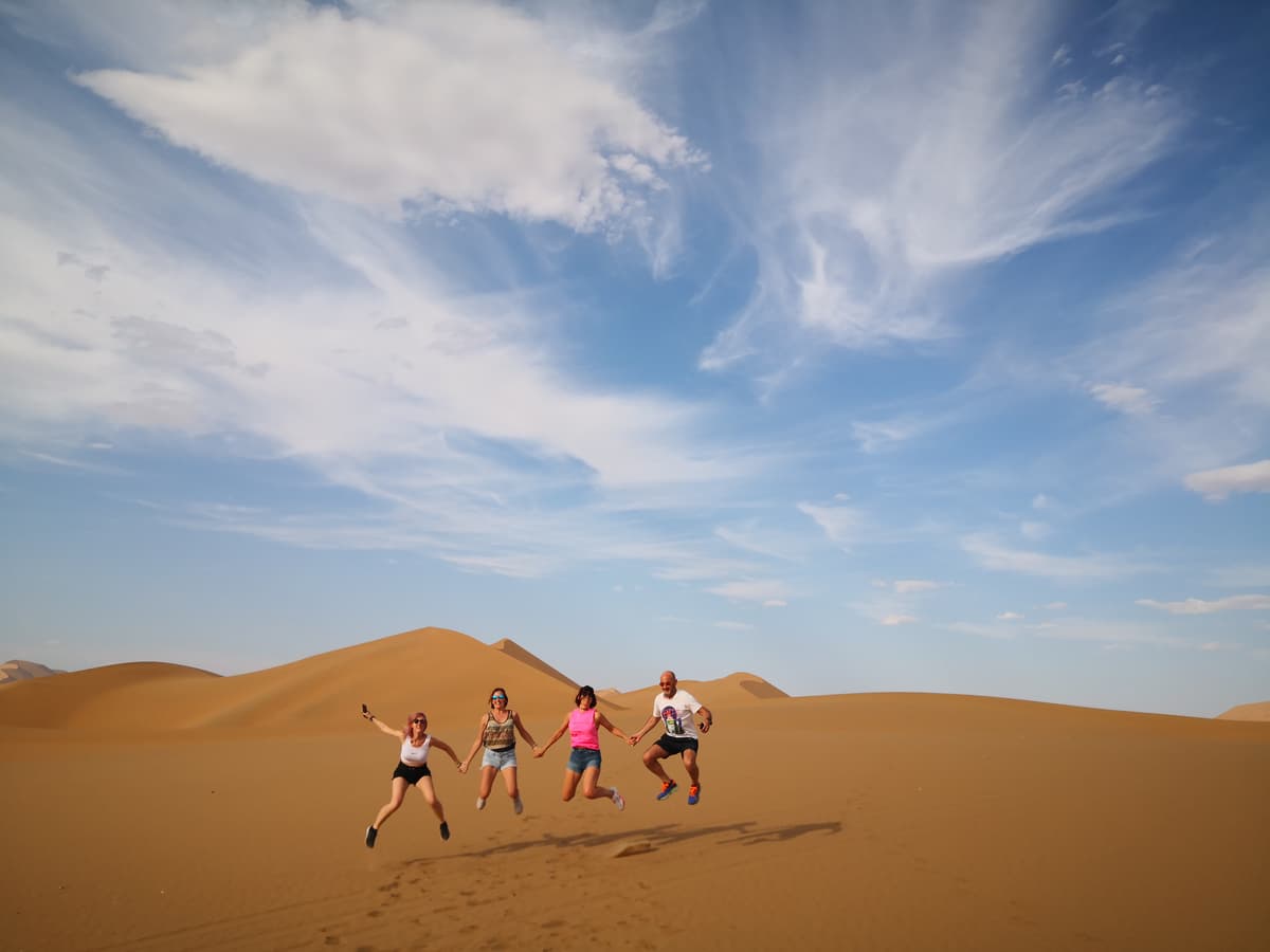 xinjiang_takelamagan.jpg xinjiang_takelamagan.jpg