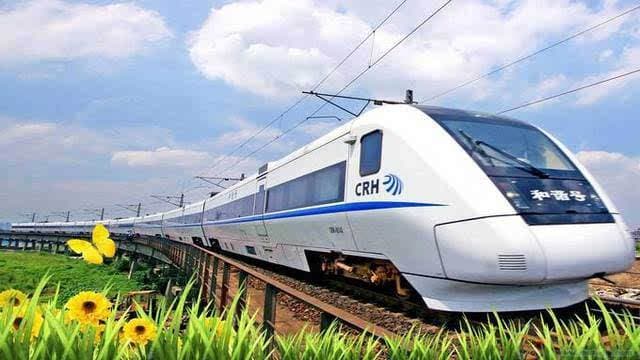 train-tour.jpg train-tour.jpg