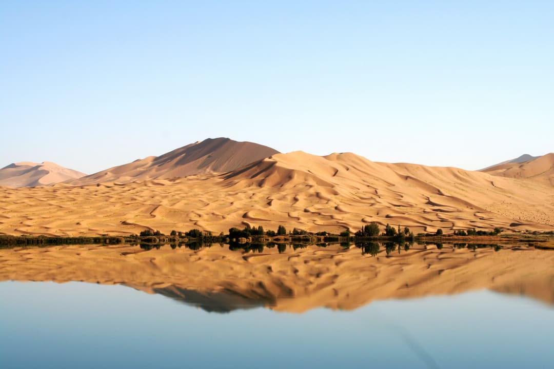 badain-jaran-desert-17.jpg badain-jaran-desert-17.jpg