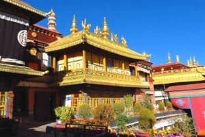 Jokhang Temple.jpg Jokhang Temple.jpg