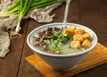 Duck Blood and Vermicelli Soup.jpg Duck Blood and Vermicelli Soup.jpg