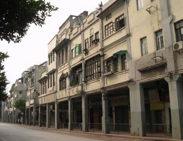 arcade building.jpg arcade building.jpg