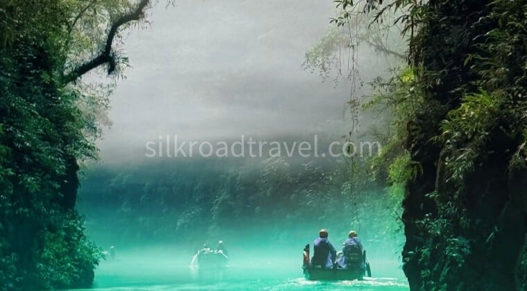 15-Day China Cultural Tour to Enshi Chengdu and Silk Road 15-Day China Cultural Tour to Enshi Chengdu and Silk Road