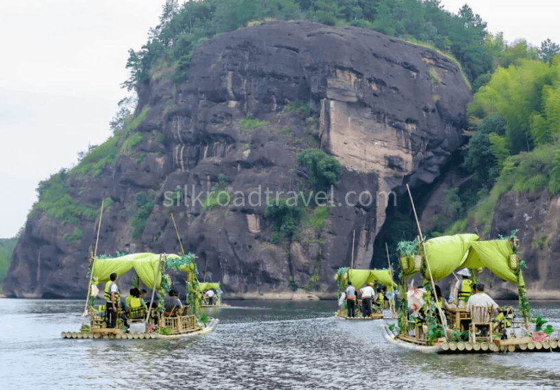 scenic-waterway-inside-longhu-mountain scenic-waterway-inside-longhu-mountain