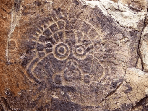 sun-god-helan-mountain-rock-painting-close-up sun-god-helan-mountain-rock-painting-close-up