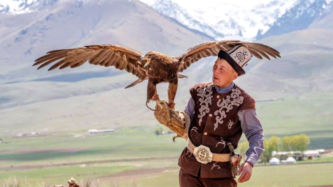 10-days-silk-road-xinjiang-and-bishkek-kyrgyzstan-tour 10-days-silk-road-xinjiang-and-bishkek-kyrgyzstan-tour