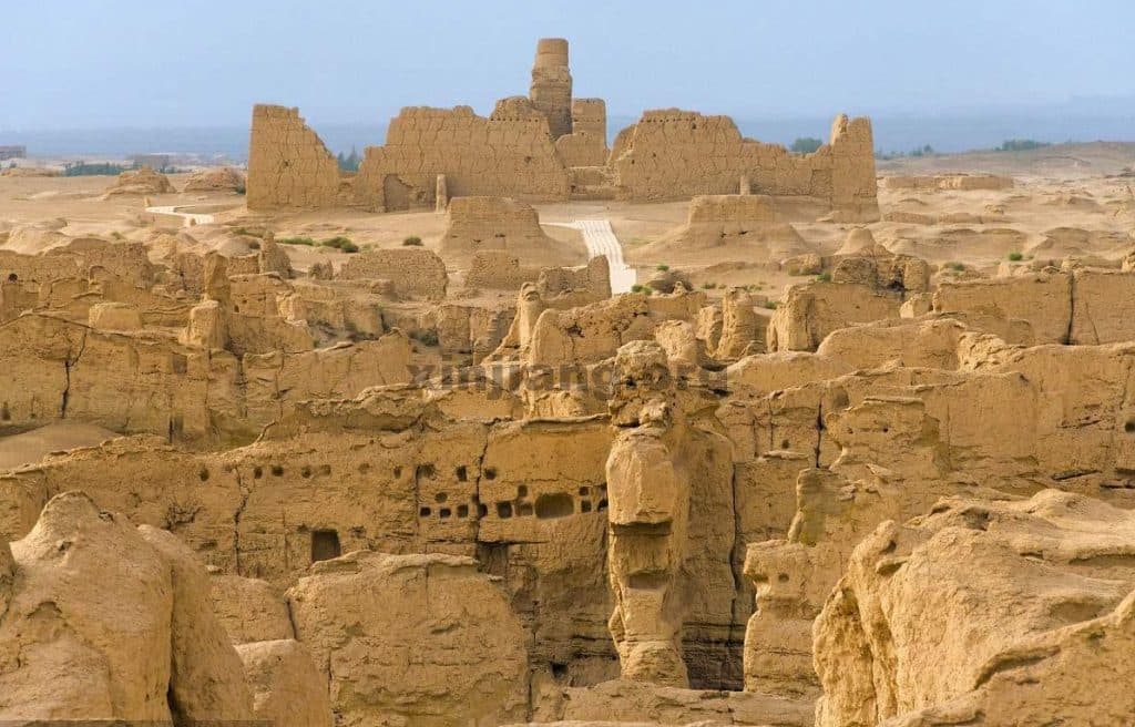 18-days-south-xinjiang-and-silk-road-tour-with-badan-jaran-desert-safari 18-days-south-xinjiang-and-silk-road-tour-with-badan-jaran-desert-safari
