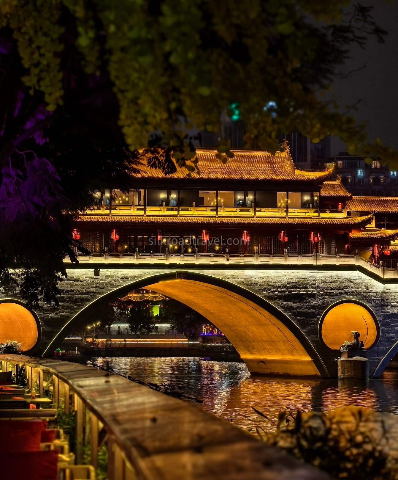 8-days-classic-chongqing-chengdu-tour 8-days-classic-chongqing-chengdu-tour
