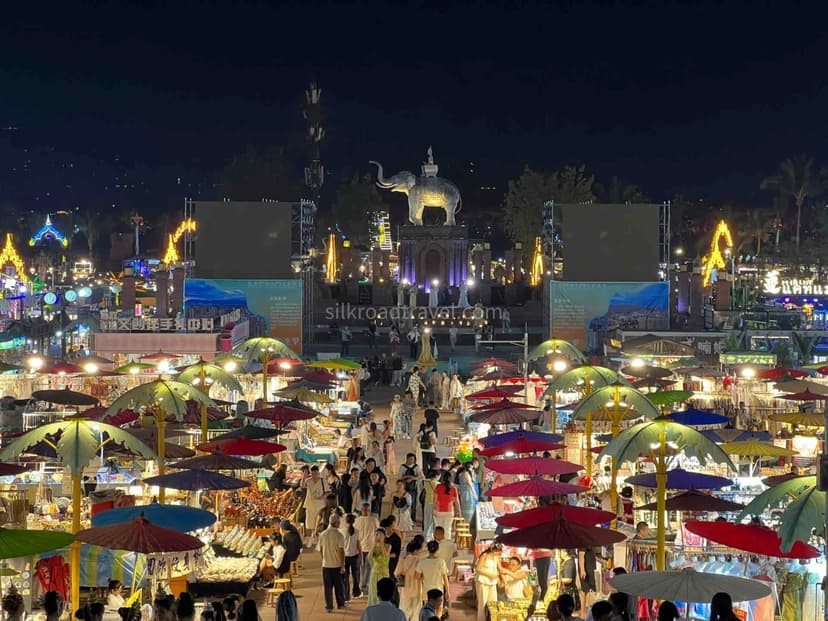 Starlight Night market .jpg Starlight Night market .jpg