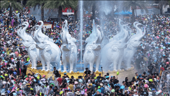 Water Splashing Festival.png Water Splashing Festival.png