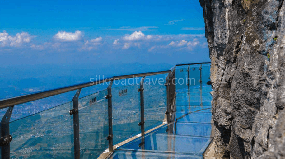 Zhangjiajie Grand Canyon.png Zhangjiajie Grand Canyon.png