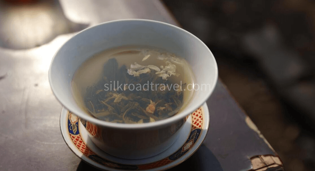 Gaiwan Jasmine Tea.png Gaiwan Jasmine Tea.png
