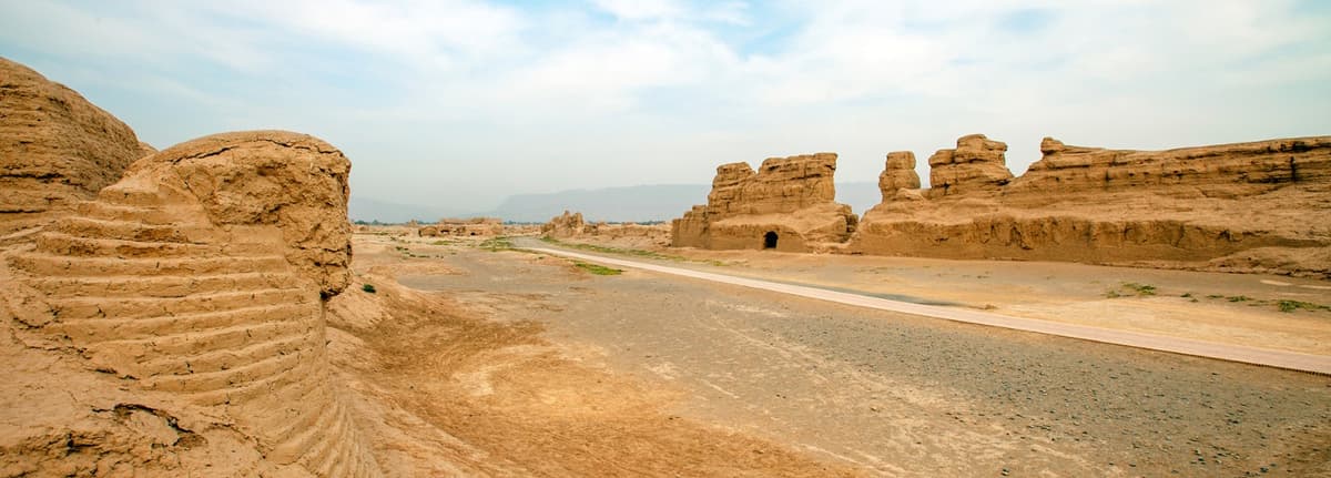 dunhuang-yadan-national-geological-park-2.jpg dunhuang-yadan-national-geological-park-2.jpg