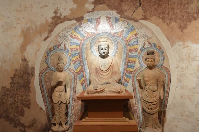 tiantishan-grottoes-10.jpg tiantishan-grottoes-10.jpg