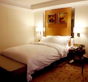 Yangtze-Gold-Atrium-View-Room.jpg Yangtze-Gold-Atrium-View-Room.jpg