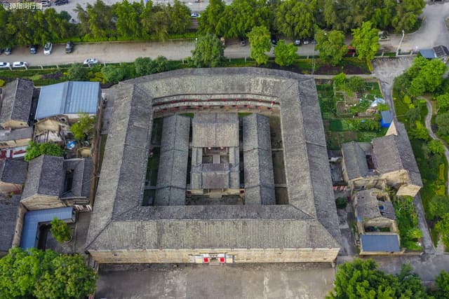 Tai'an Building.jpg Tai'an Building.jpg