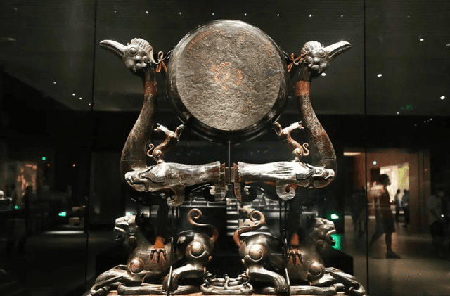 Hubei Provincial Museum 4.jpg Hubei Provincial Museum 4.jpg