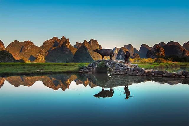 Yangshuo Countryside.jpg Yangshuo Countryside.jpg