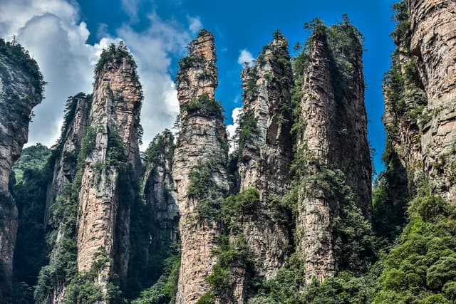 Zhangjiajie.jpg Zhangjiajie.jpg