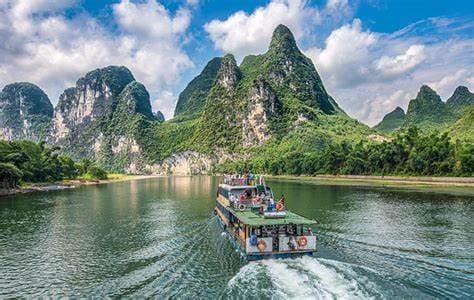 Li River Cruise.jpg Li River Cruise.jpg