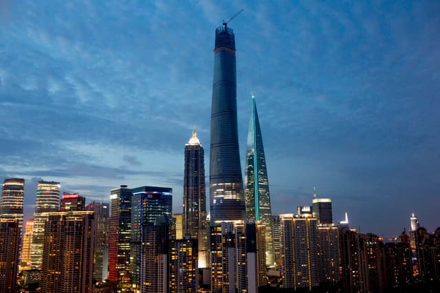 Shanghai Tower.jpg Shanghai Tower.jpg